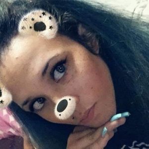 Meet your Posher, Dakota